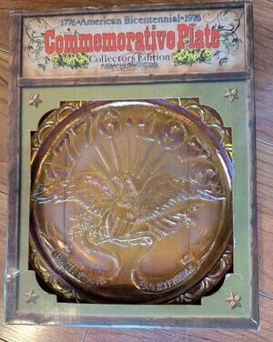 Indiana Glass BICENTENNIAL Carnival Glass Commemorative Plate #1960 Eagle in BOX